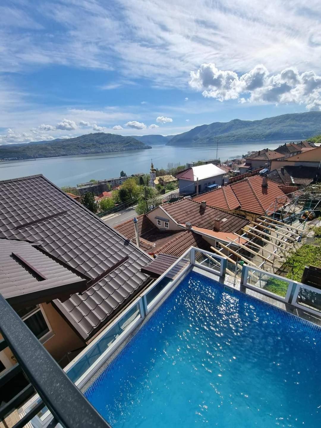 Casa Clau Cazare Orşova Exterior foto