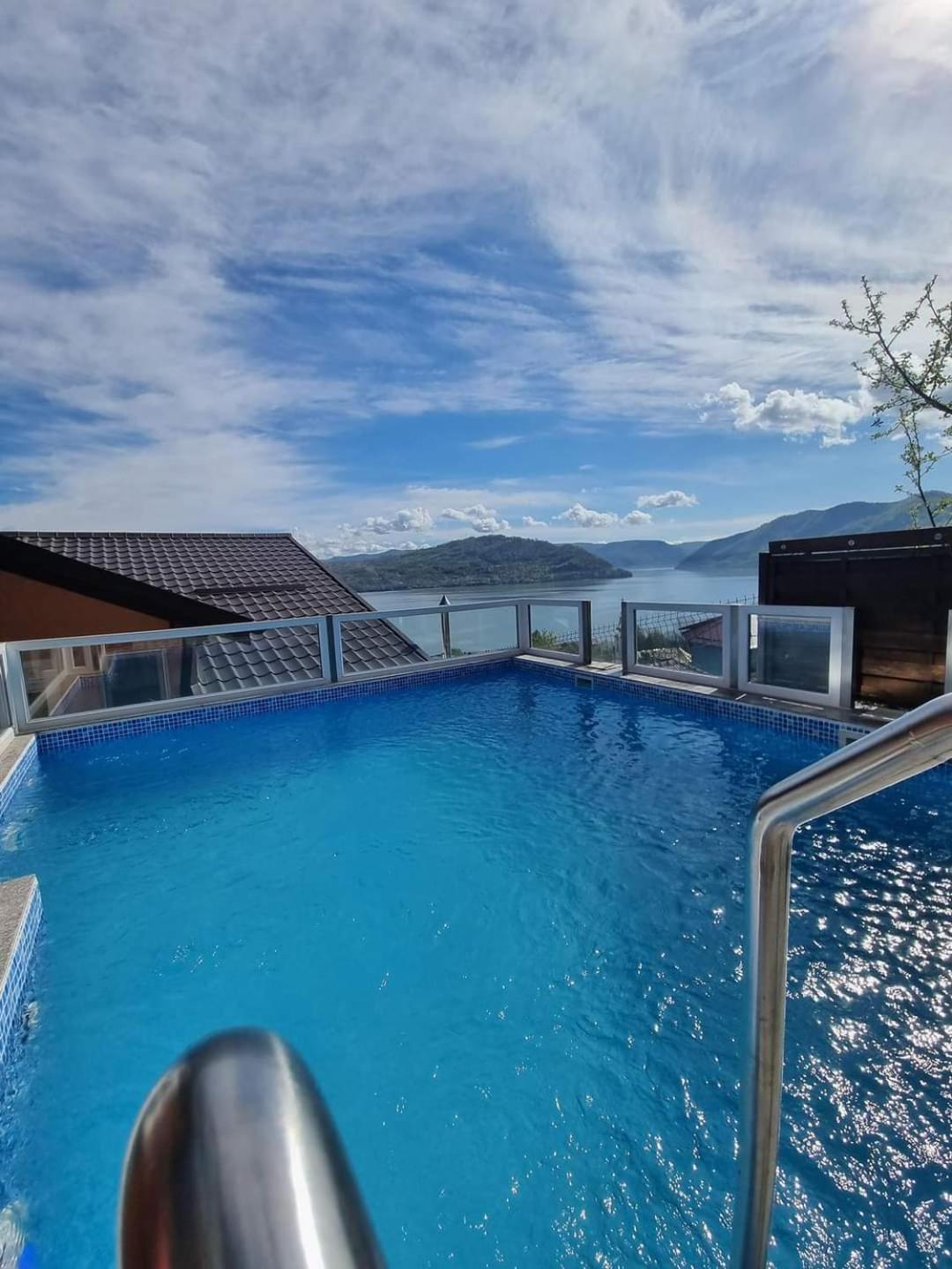 Casa Clau Cazare Orşova Exterior foto